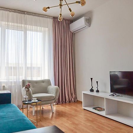 Lux Apartment Mukaczewo Zewnętrze zdjęcie