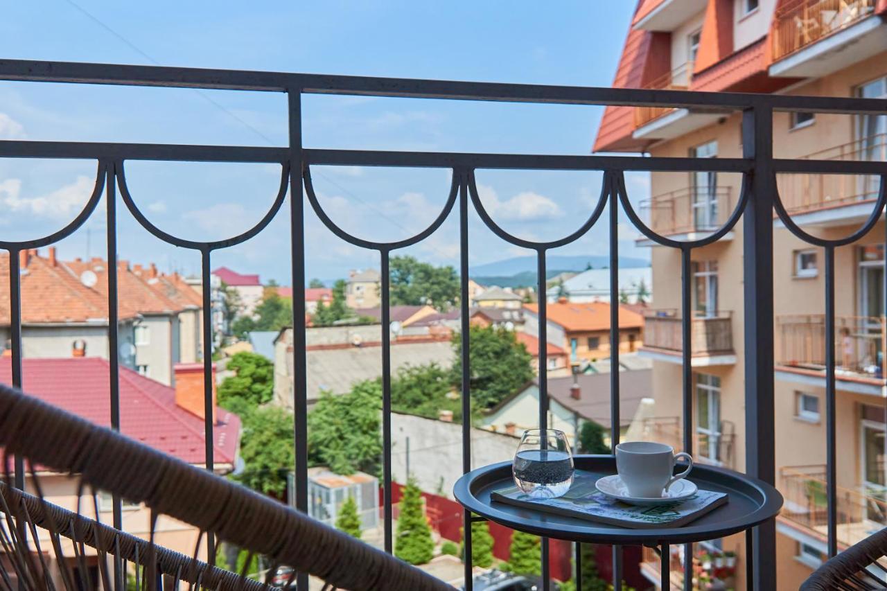 Lux Apartment Mukaczewo Zewnętrze zdjęcie