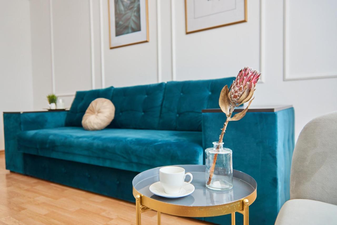 Lux Apartment Mukaczewo Zewnętrze zdjęcie