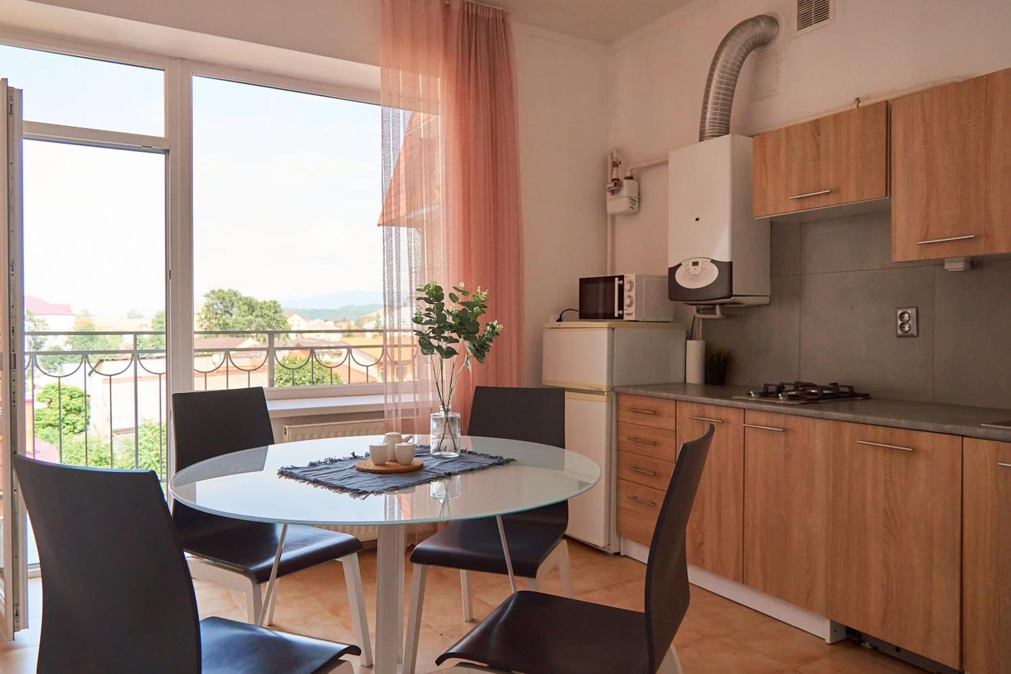 Lux Apartment Mukaczewo Zewnętrze zdjęcie