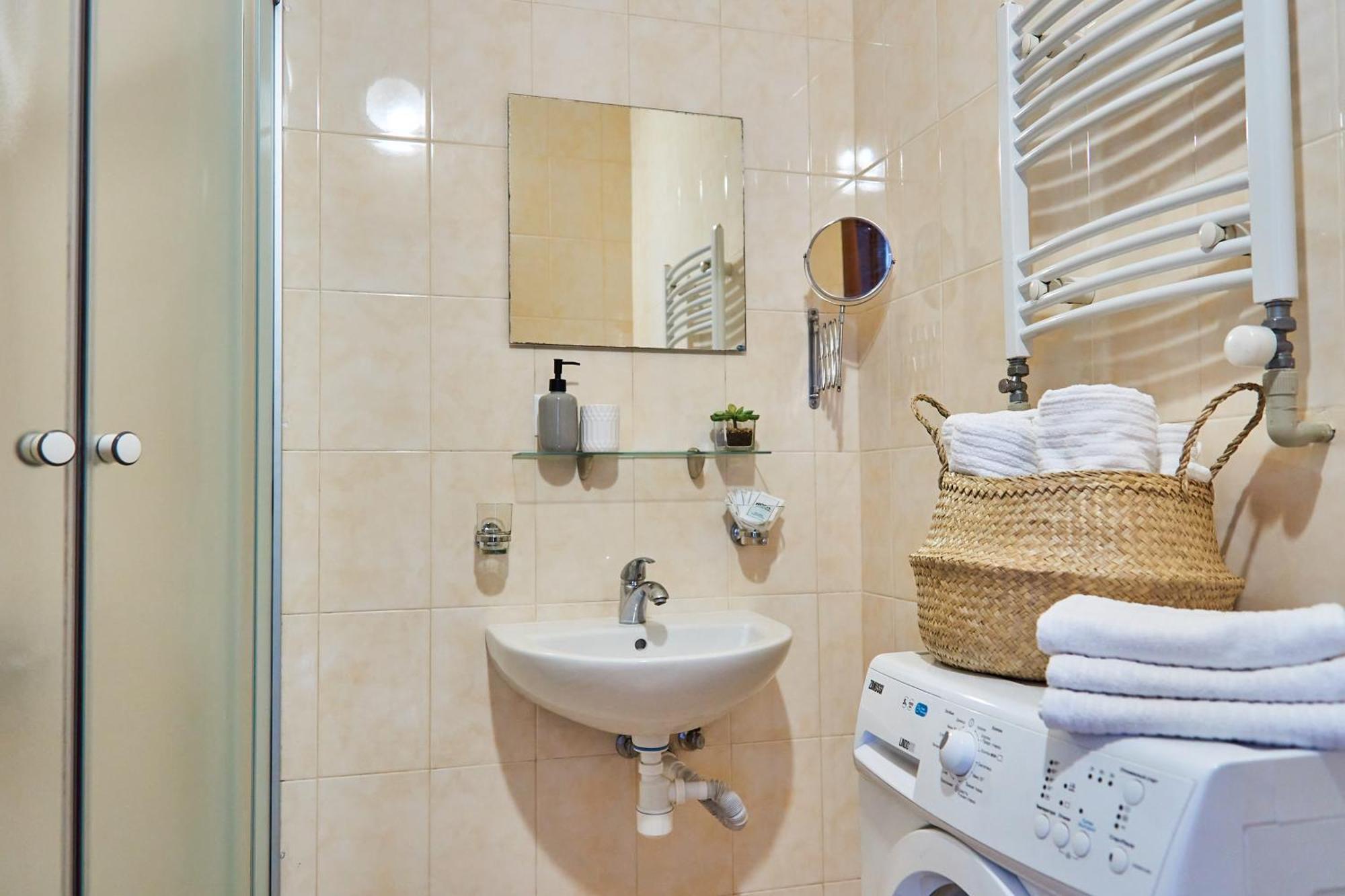 Lux Apartment Mukaczewo Zewnętrze zdjęcie