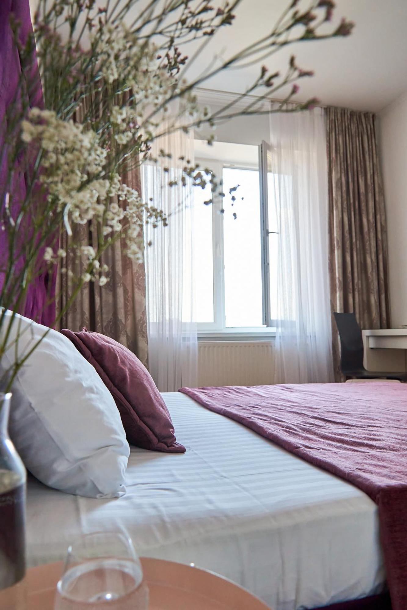 Lux Apartment Mukaczewo Zewnętrze zdjęcie