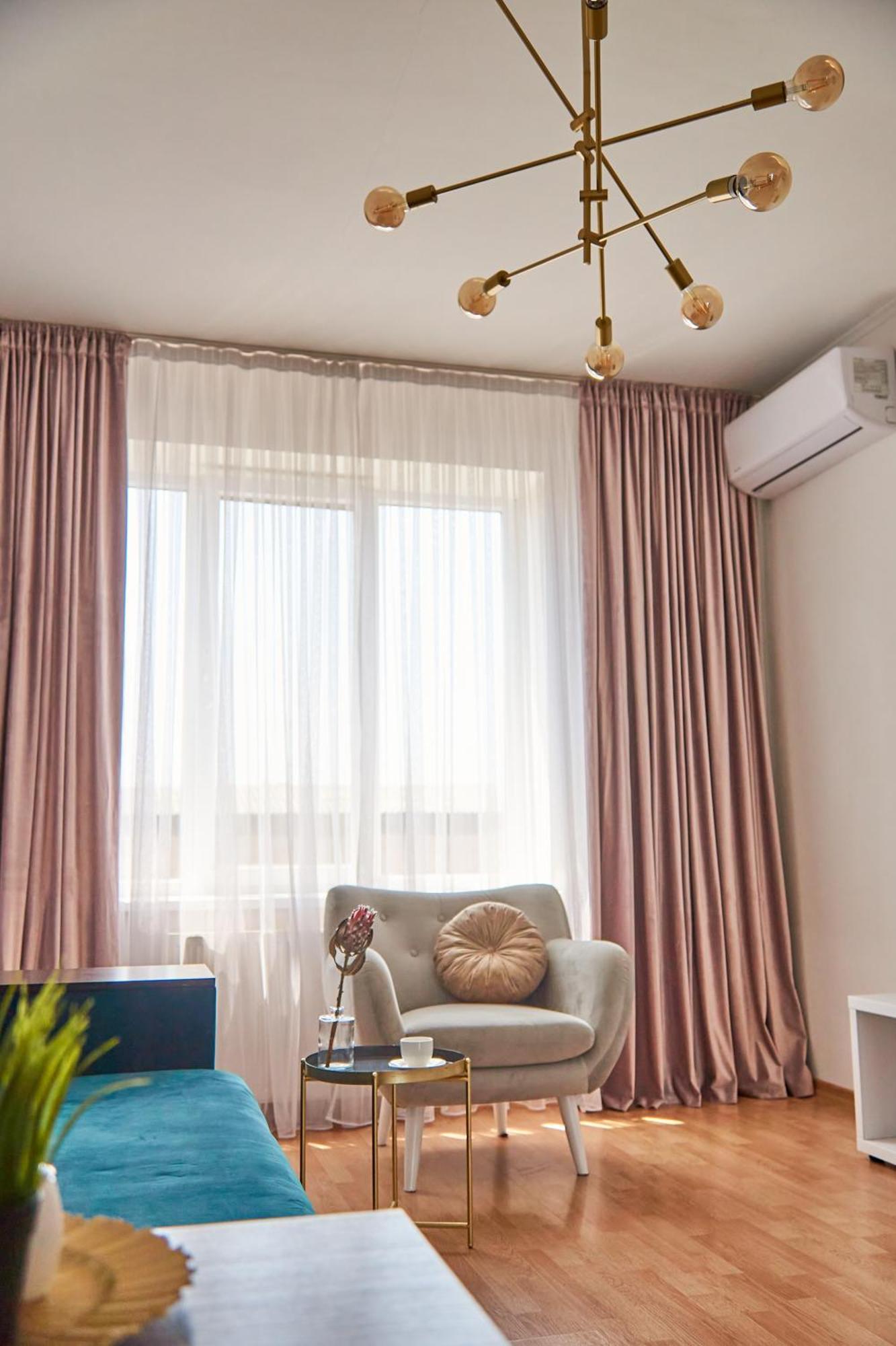Lux Apartment Mukaczewo Zewnętrze zdjęcie